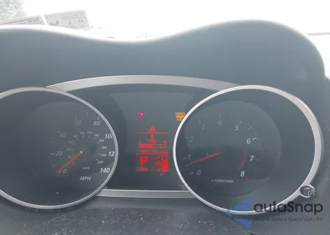 2010 Mitsubishi Outlander Es z USA, uszkodzony, nr VIN JA4AS2AW3AZ009280